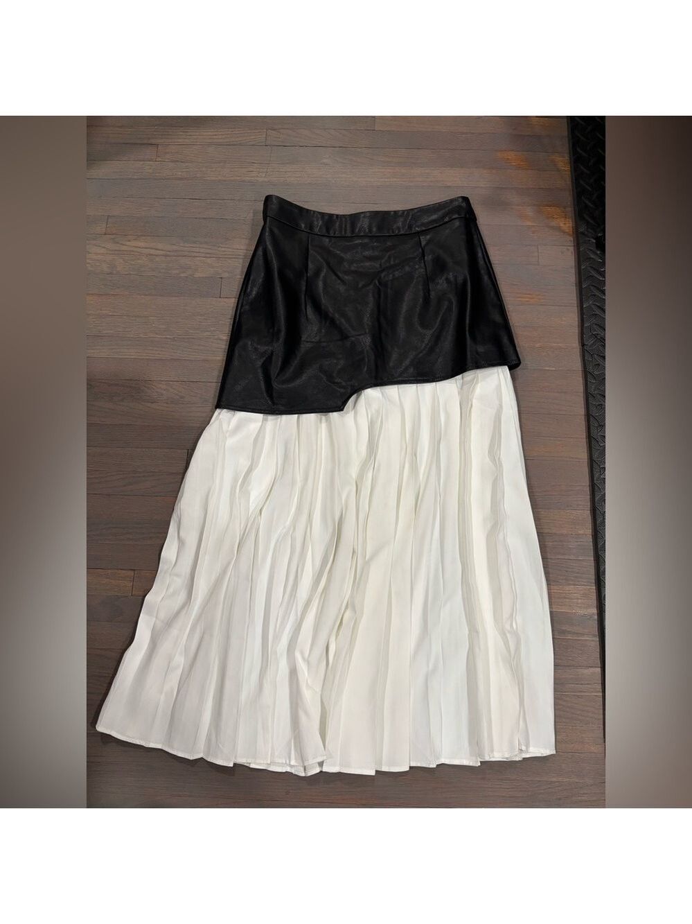 467. Commense Asymmetric Patchwork Faux Leather Chiffon Pleated Maxi Skirt M - Picture 4 of 10